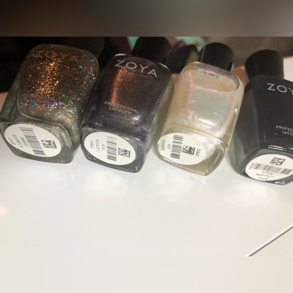4 zoya Cosmo, Troy, Leia and Willa - Picture 3 of 6